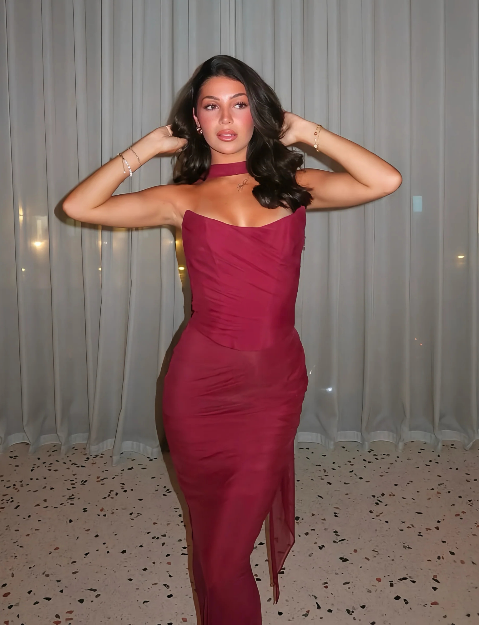 Hallie Cassidy Set | Wine image 5