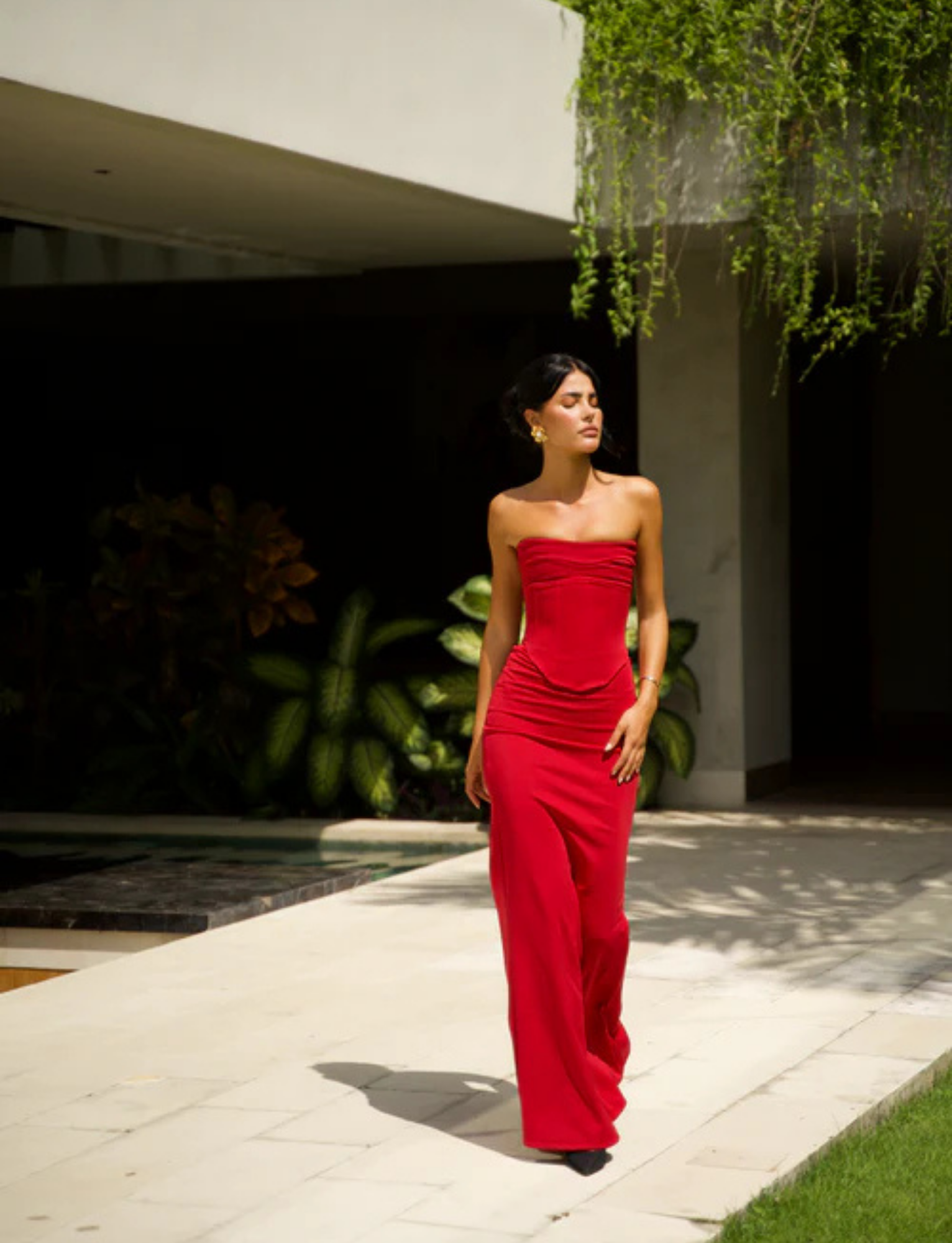 Louie Gown | Wine image 5