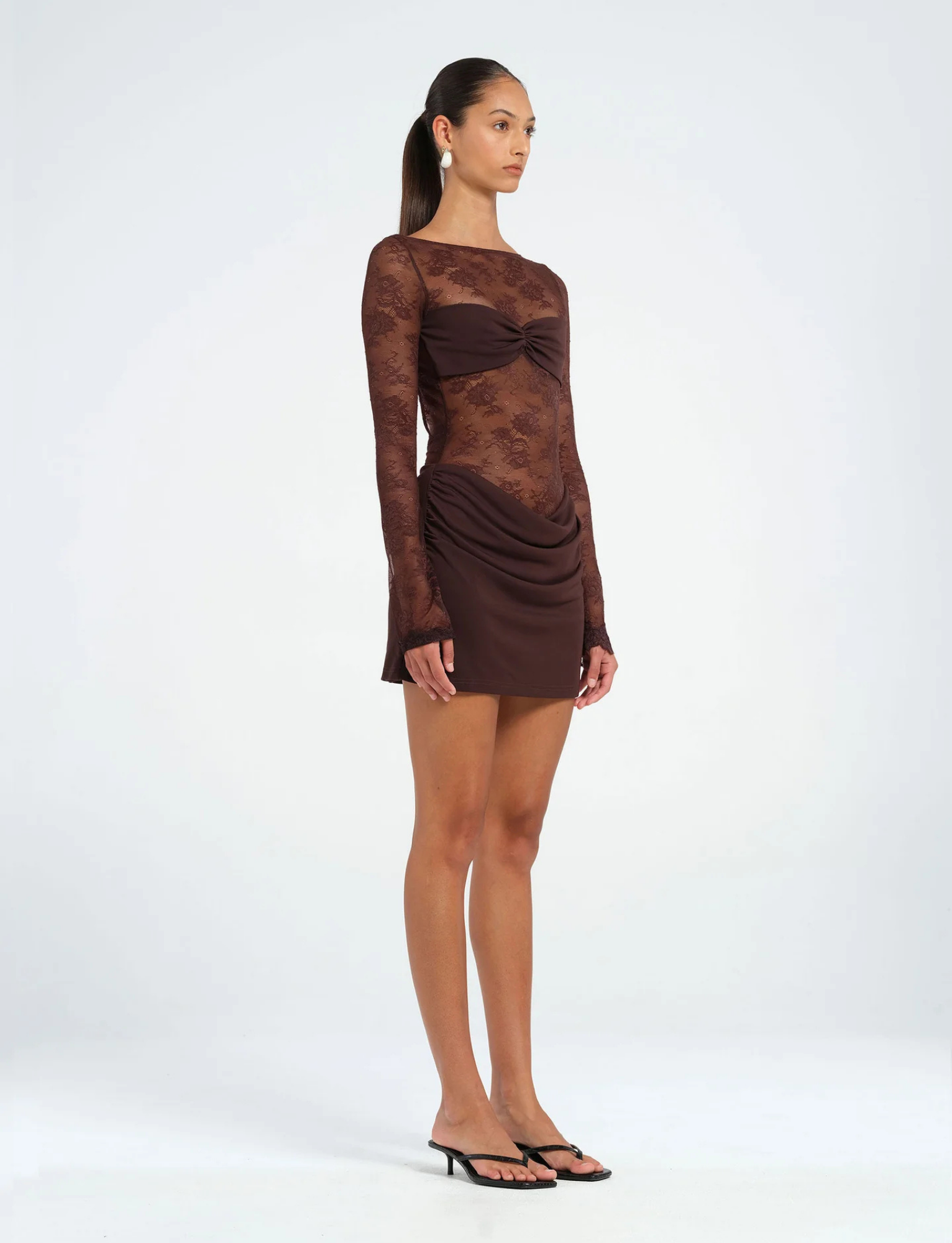 Oskar Mini | Chocolate Brown image 3