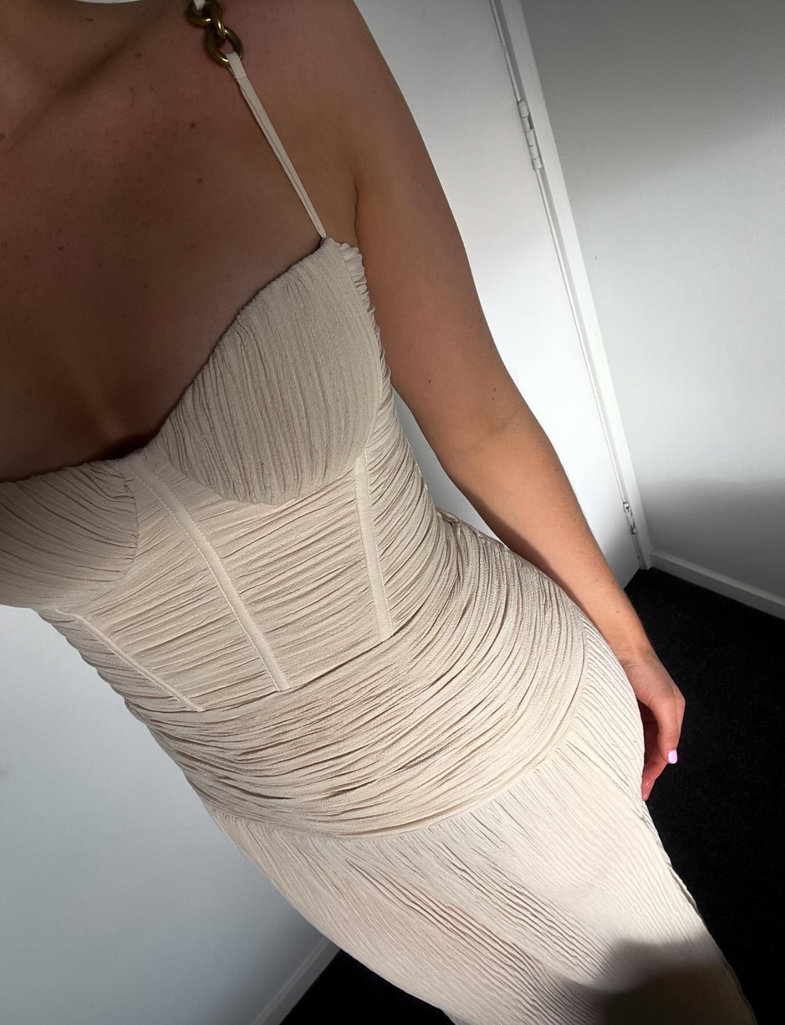 Double Time Pleat | Nougat image 4