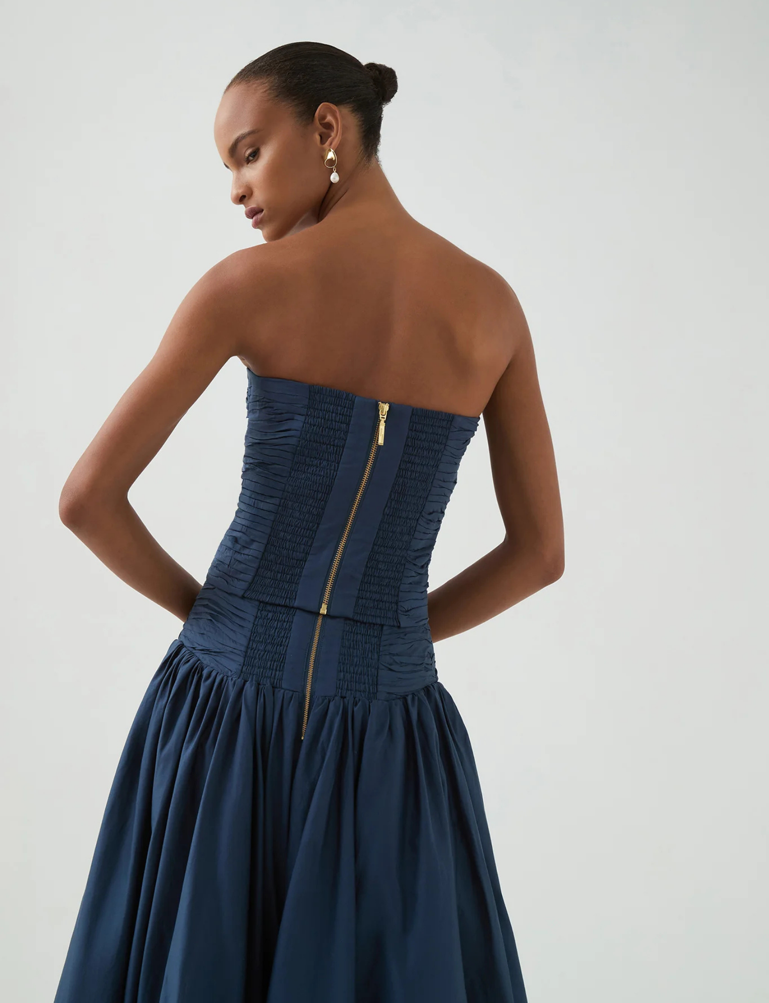 Violette Bubblehem Skirt and Sunbeam Corset | Slate image 3